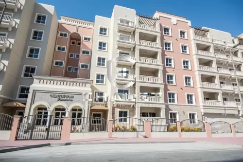 Residential Ready Property 1 Bedroom U/F Apartment  for sale in Dubai #44485 - 1  image 