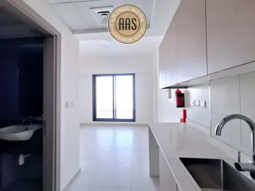 Residential Ready Property Studio U/F Apartment  for rent in International City , Dubai #45109 - 1  image 