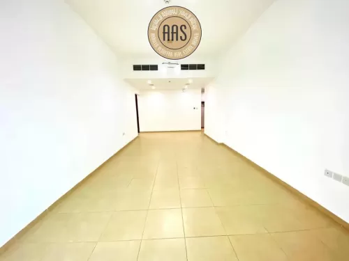 Residential Ready Property 2 Bedrooms U/F Apartment  for rent in Al Nahdah St , Abu Dhabi #45251 - 1  image 