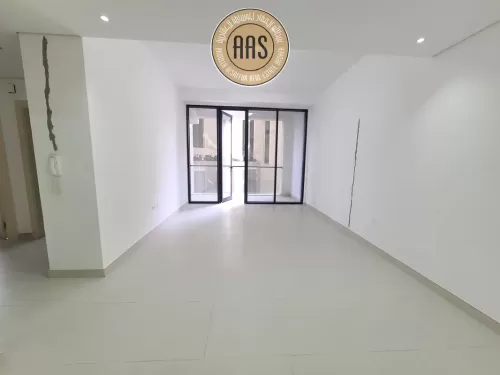 Residential Ready Property 1 Bedroom U/F Apartment  for rent in Dubai #45830 - 1  image 