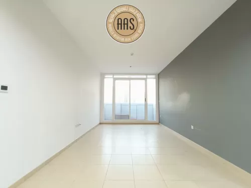Residential Ready Property 1 Bedroom U/F Apartment  for rent in Al Mamzar , Dubai #46045 - 1  image 