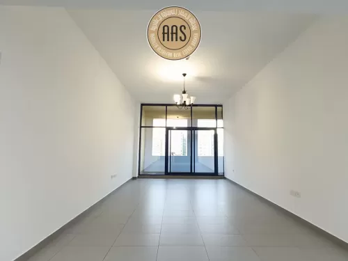 Residential Ready Property 2 Bedrooms U/F Apartment  for rent in Al Mamzar , Dubai #46102 - 1  image 