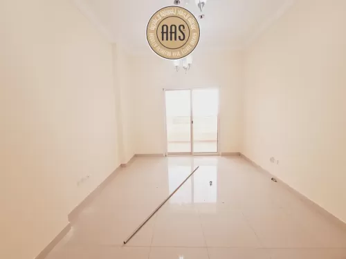 Residential Ready Property 1 Bedroom U/F Apartment  for rent in International City , Dubai #46483 - 1  image 