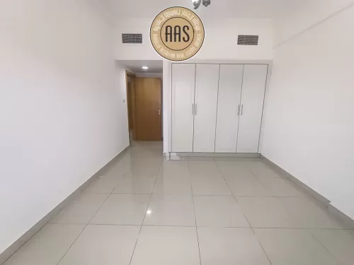 Residential Ready Property 1 Bedroom U/F Apartment  for rent in International City , Dubai #46708 - 1  image 