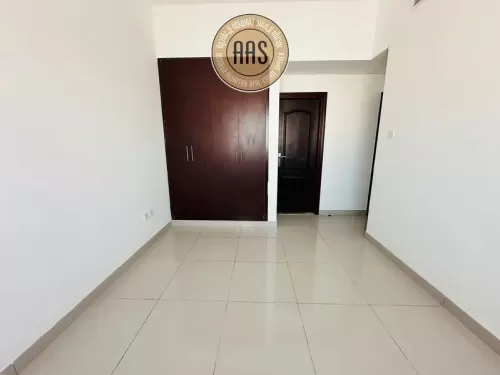 Residential Ready Property 1 Bedroom U/F Apartment  for rent in Dubai South , Dubai #47722 - 1  image 