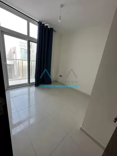 Residential Ready Property 3 Bedrooms U/F Apartment  for rent in Damac Hills , Dubai #47974 - 1  image 