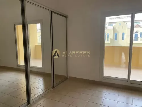 Residential Ready Property 4 Bedrooms U/F Apartment  for rent in Jumeirah Village Circle , Dubai #48361 - 1  image 
