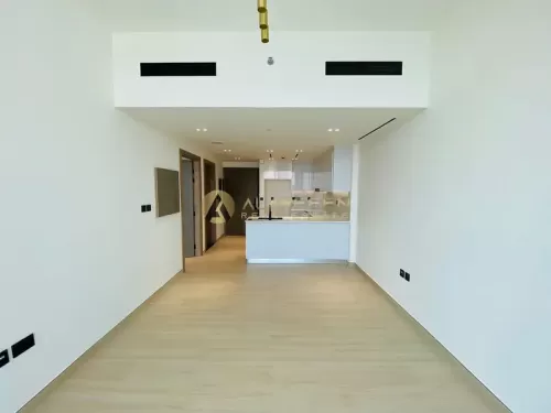 Residential Ready Property 1 Bedroom U/F Apartment  for rent in Jumeirah Village Circle , Dubai #48380 - 1  image 