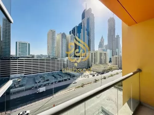 Residential Ready Property 2 Bedrooms U/F Apartment  for rent in Al Satwa , Dubai #48588 - 1  image 