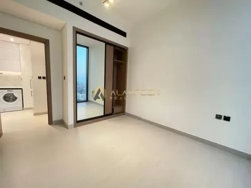 Residential Ready Property 1 Bedroom U/F Apartment  for rent in Jumeirah Village Circle , Dubai #48716 - 1  image 