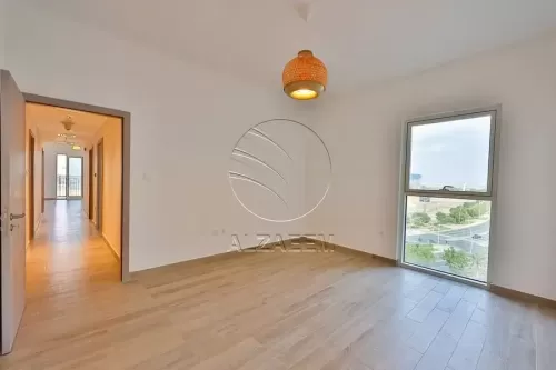 Residential Ready Property 3 Bedrooms U/F Apartment  for rent in Yas Island , Abu Dhabi #49712 - 1  image 