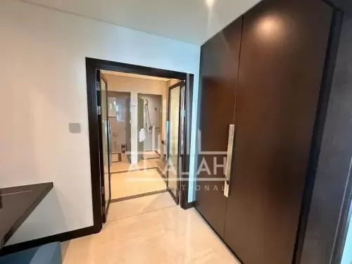 Residential Ready Property 2 Bedrooms U/F Apartment  for rent in Abu Dhabi #50735 - 1  image 