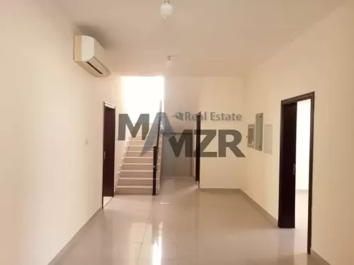 Residential Ready Property 5 Bedrooms U/F Standalone Villa  for rent in Abu Dhabi #50828 - 1  image 