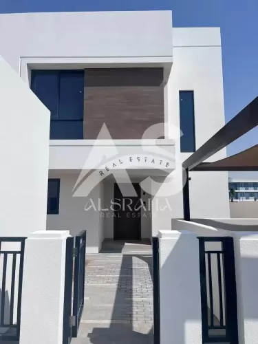 Residential Ready Property 3 Bedrooms U/F Standalone Villa  for sale in Yas Island , Abu Dhabi #50921 - 1  image 