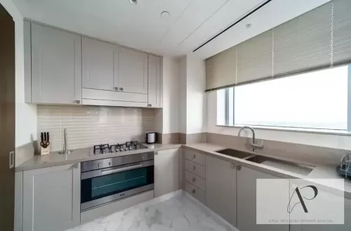 Residential Ready Property 3 Bedrooms U/F Apartment  for rent in Downtown Dubai , Dubai #50942 - 1  image 