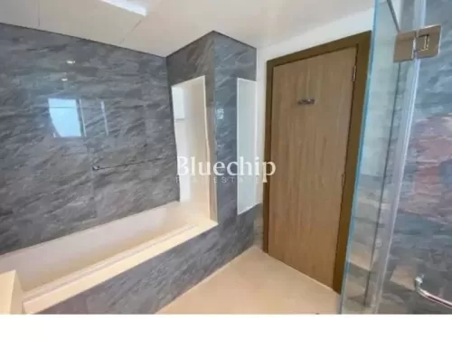 Residential Ready Property 4 Bedrooms U/F Apartment  for rent in Dubai #51716 - 1  image 