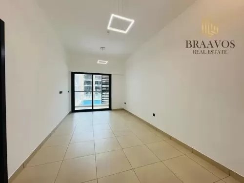 Residential Ready Property 1 Bedroom U/F Apartment  for rent in Jumeirah Village Circle , Dubai #51872 - 1  image 