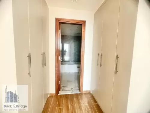 Residential Ready Property 1 Bedroom U/F Apartment  for rent in Business Bay , Dubai #52158 - 1  image 