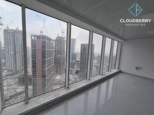 Commercial Ready Property U/F Office  for rent in Business Bay , Dubai #52212 - 1  image 