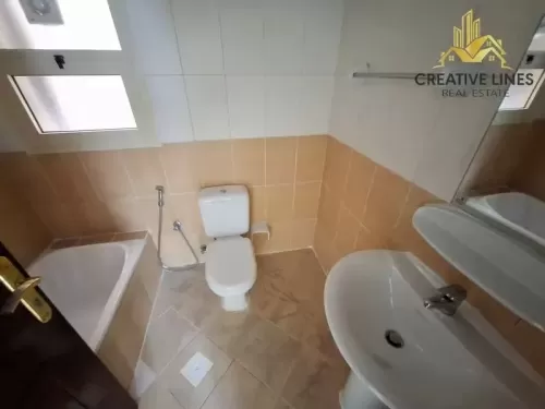 Residential Ready Property 1 Bedroom U/F Apartment  for rent in Dubai #53069 - 1  image 