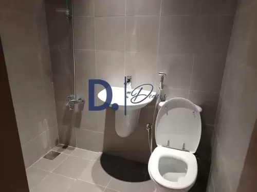 Residential Ready Property 2 Bedrooms U/F Apartment  for rent in Abu Dhabi #53302 - 1  image 