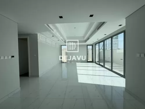 Residential Ready Property 4 Bedrooms U/F Townhouse  for rent in Dubai #53377 - 1  image 