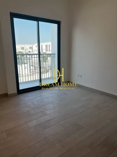 Residential Ready Property 3 Bedrooms U/F Standalone Villa  for rent in Dubai #53741 - 1  image 