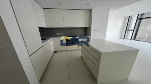 Residential Ready Property 1 Bedroom U/F Apartment  for rent in Abu Dhabi #53849 - 1  image 
