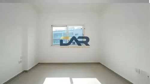 Residential Ready Property 2 Bedrooms U/F Apartment  for rent in Abu Dhabi #53866 - 1  image 