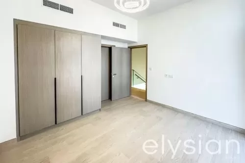 Residential Ready Property 4 Bedrooms U/F Standalone Villa  for rent in Dubai #54506 - 1  image 