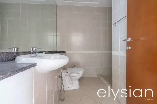 Residential Ready Property 2 Bedrooms U/F Apartment  for rent in Dubai Marina , Dubai #54541 - 1  image 