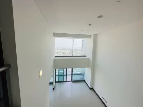 Residential Ready Property 2 Bedrooms U/F Apartment  for rent in Dubai #54804 - 1  image 