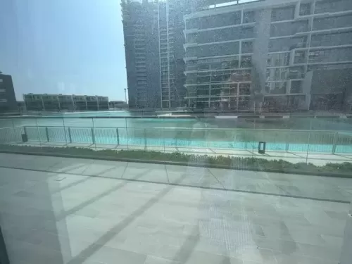 Residential Ready Property 3 Bedrooms U/F Apartment  for rent in Dubai #55325 - 1  image 