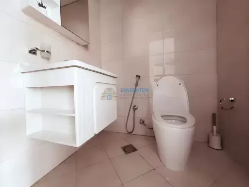 Residential Ready Property 1 Bedroom U/F Apartment  for rent in Jumeirah Village Circle , Dubai #55533 - 1  image 