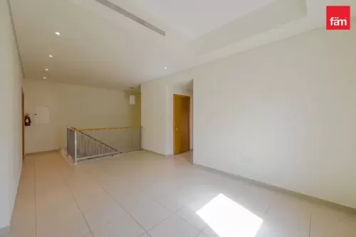 Residential Ready Property 3 Bedrooms U/F Townhouse  for sale in Dubai #55836 - 1  image 