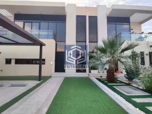 Residential Ready Property 3 Bedrooms U/F Standalone Villa  for rent in Dubai #56220 - 1  image 