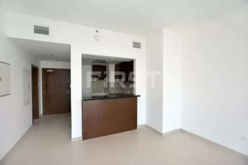 Residential Ready Property 1 Bedroom F/F Apartment  for rent in Abu Dhabi #56432 - 1  image 