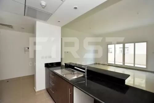 Residential Ready Property 2 Bedrooms F/F Apartment  for sale in Abu Dhabi #56455 - 1  image 