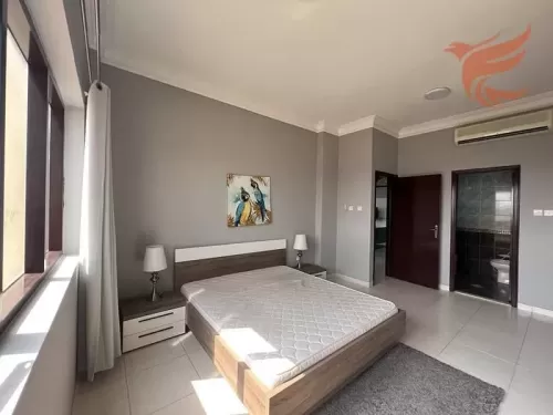Residential Ready Property 2 Bedrooms U/F Apartment  for rent in Dubai #56675 - 1  image 