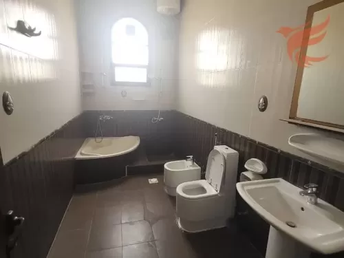 Residential Ready Property 4 Bedrooms U/F Standalone Villa  for rent in Dubai #56721 - 1  image 