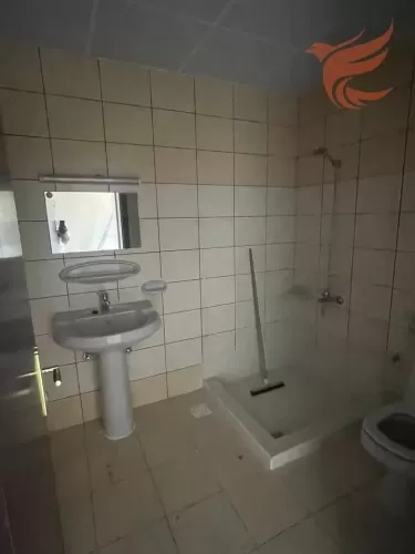 Residential Ready Property 1 Bedroom U/F Apartment  for rent in Dubai #56750 - 1  image 