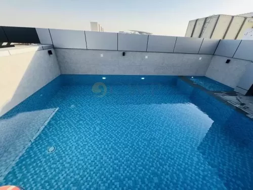 Residential Ready Property 2 Bedrooms U/F Apartment  for sale in Dubai #56940 - 1  image 