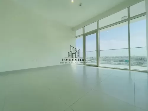 Residential Ready Property 3 Bedrooms U/F Apartment  for rent in Abu Dhabi #57865 - 1  image 