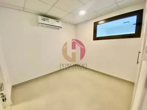 Residential Ready Property 3 Bedrooms U/F Townhouse  for sale in Dubai #58091 - 1  image 