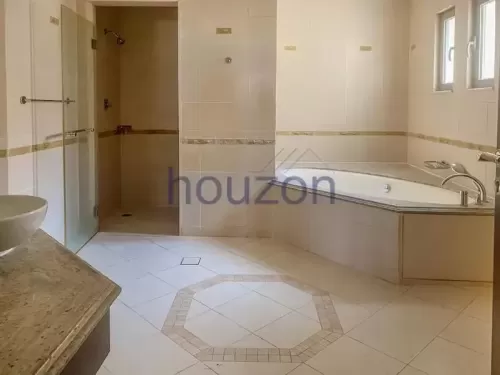 Residential Ready Property 4 Bedrooms U/F Standalone Villa  for sale in Palm Jumeirah , Dubai #58457 - 1  image 