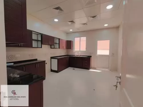 Residential Ready Property 4 Bedrooms U/F Villa Compound  for rent in Abu Dhabi #59578 - 1  image 