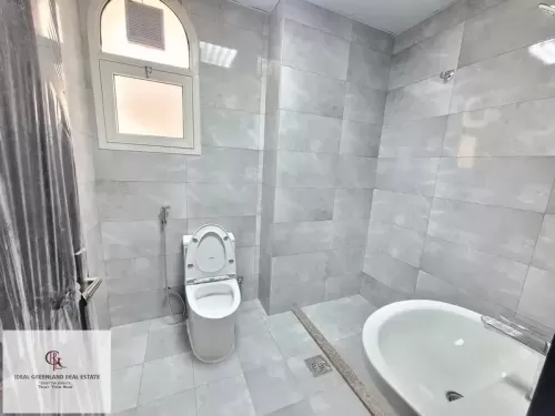 Residential Ready Property 4 Bedrooms U/F Villa Compound  for rent in Abu Dhabi #59602 - 1  image 