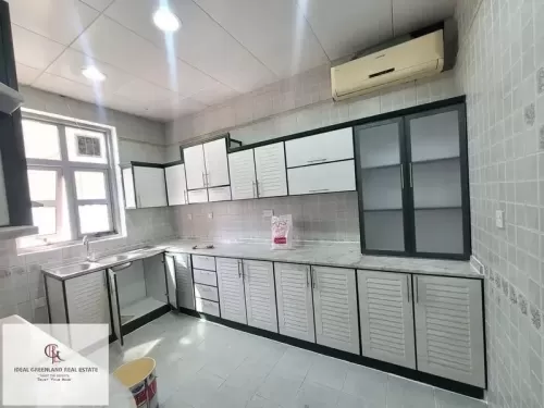 Residential Ready Property 4 Bedrooms U/F Villa Compound  for rent in Abu Dhabi #59613 - 1  image 