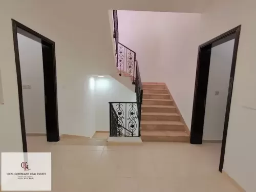 Residential Ready Property 4 Bedrooms U/F Villa Compound  for rent in Abu Dhabi #59620 - 1  image 