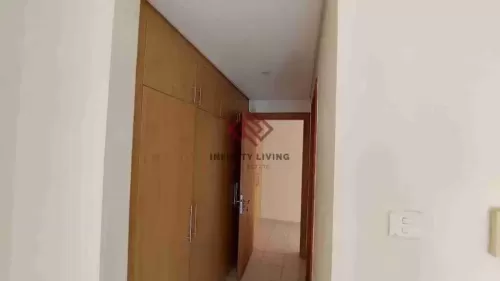 Residential Ready Property 1 Bedroom U/F Apartment  for sale in Dubai #59758 - 1  image 